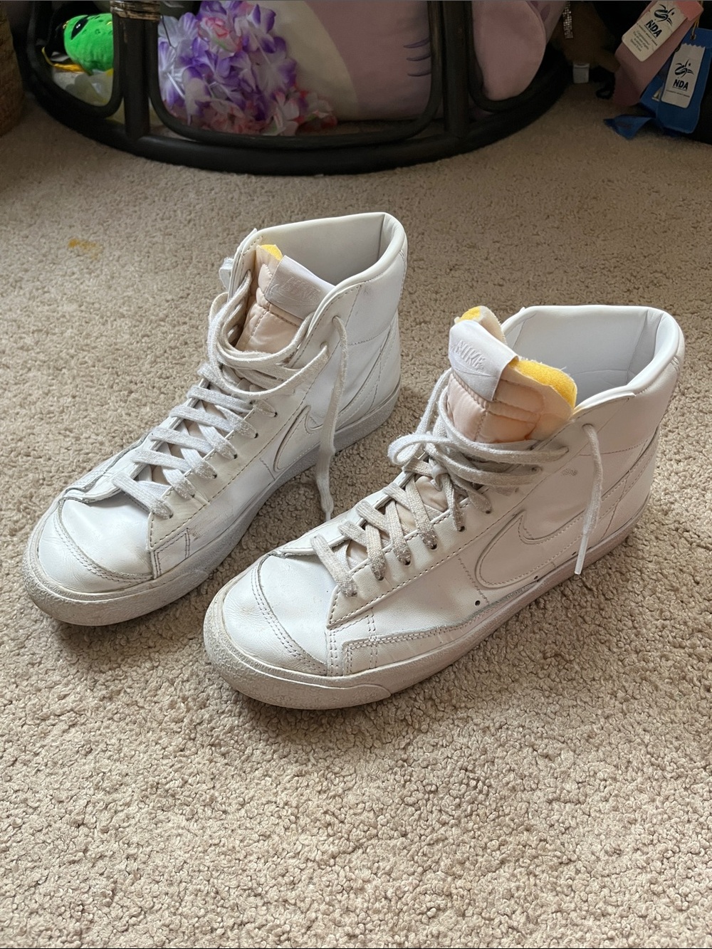 Nike Mid ‘77 Blazers Women’s White High-Top Sneakers with Yellow Tongue Accent